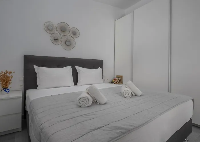 Pine - Ng Sani * Sani (Chalkidiki)